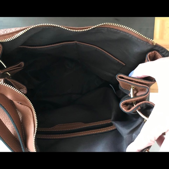 Mellow World Purse - Picture 3 of 4